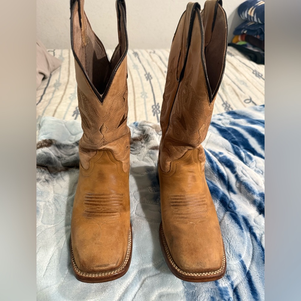 Tan Leather Cowboy Boots